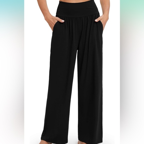 Pants - Women's Black Wide-Leg Pants